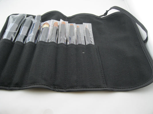9 PIECE PROFESSIONAL BRUSH SET IN BLACK - CLUTCH STYLE CASE