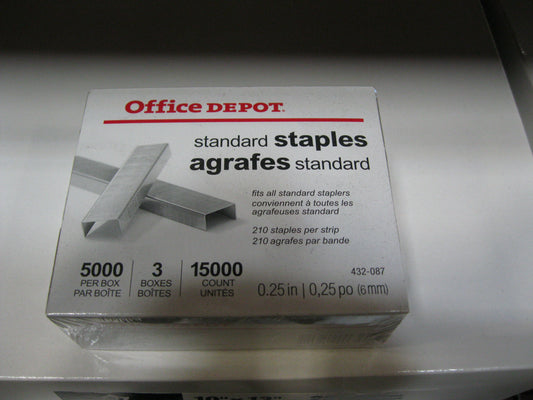 Staples Pack of 3 boxes